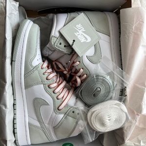Women’s Seafoam Green Jordan 1